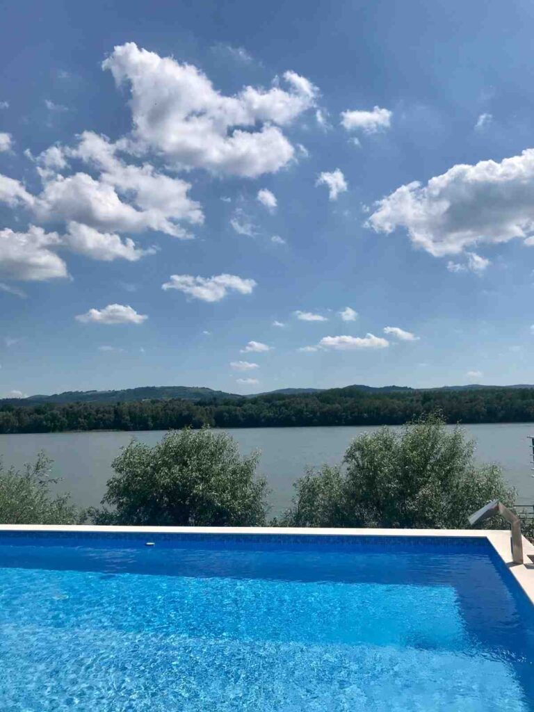 Lajnerski bazeni cena bazeni sa lajnerom privatni bazen sa folijom novi sad beograd srbija